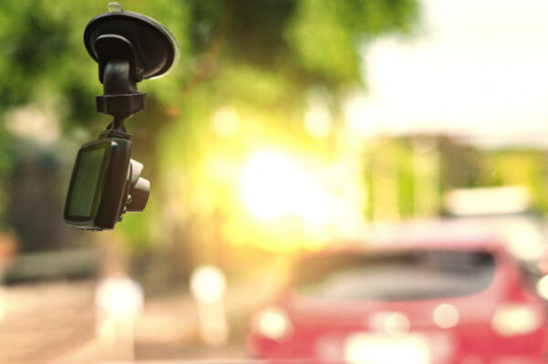 kamery samochodowe Smartcams w ramce